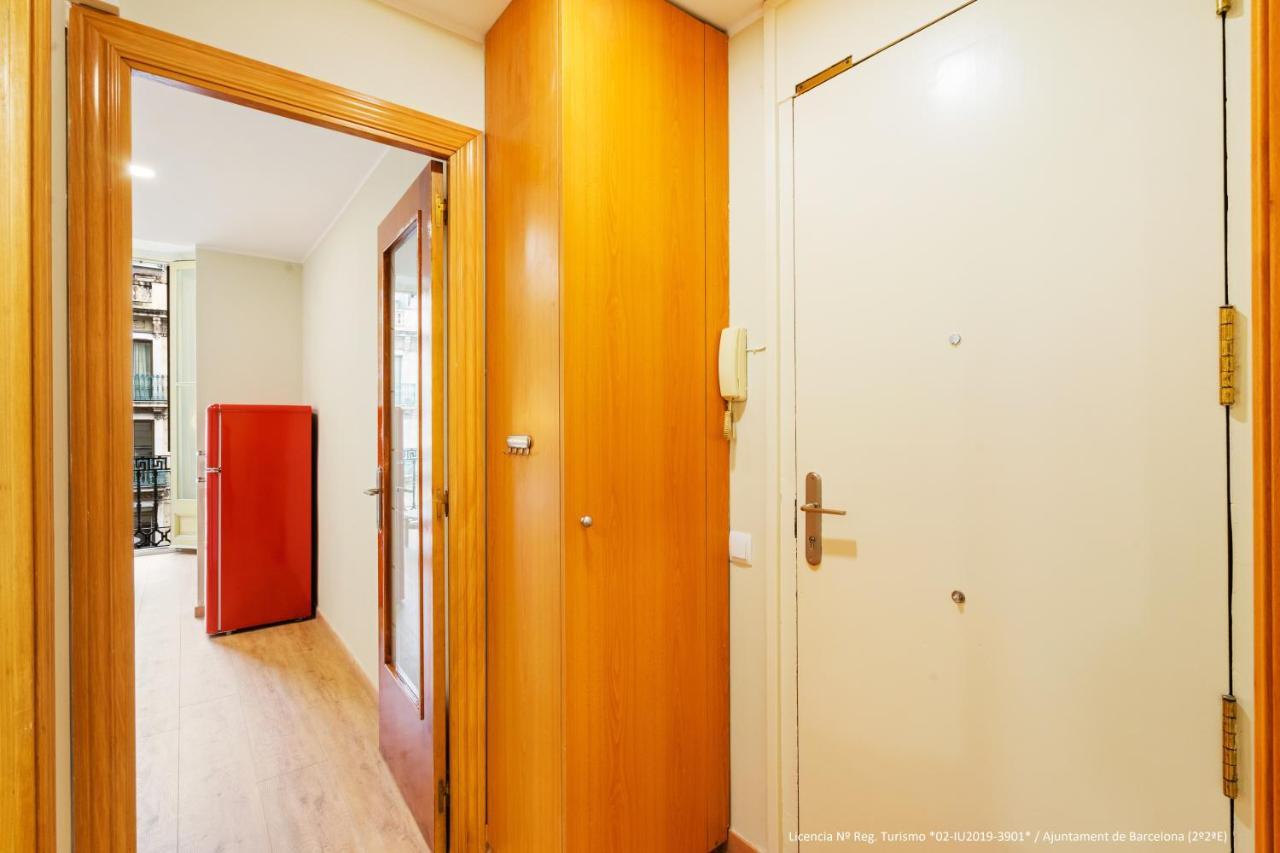 Flateli Pelayo 3 Apartment Барселона Екстериор снимка